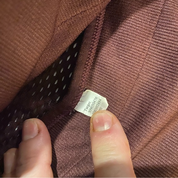 Target‎ Burgundy Mesh Tank Top/Athletic Top/Bra - Picture 6 of 6